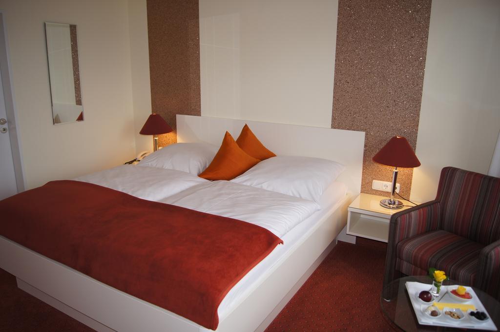 Hotel Christine Fussen Room photo